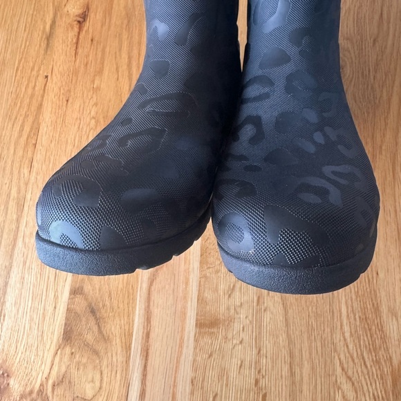 Hunter Black Cheetah Print Textured Short Rain Boots Size 6 - Picture 5 of 10